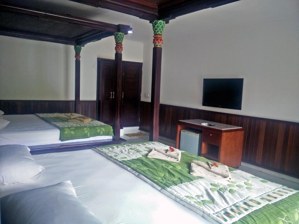 Puri Rai Hotel 파당바이 외부 사진